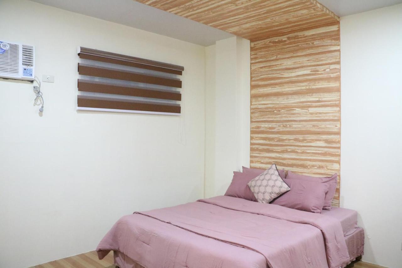 Anicia Guesthouse Rooms Paranaque City Exteriör bild