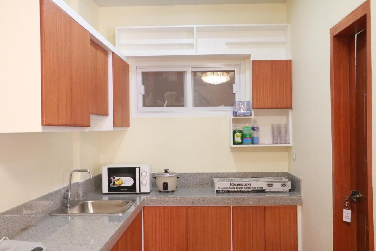 Anicia Guesthouse Rooms Paranaque City Exteriör bild