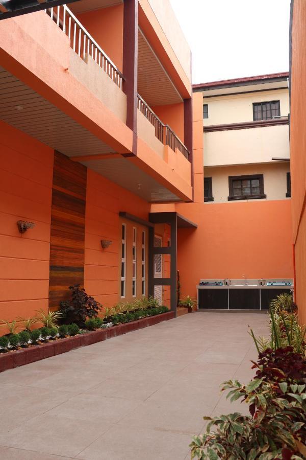 Anicia Guesthouse Rooms Paranaque City Exteriör bild
